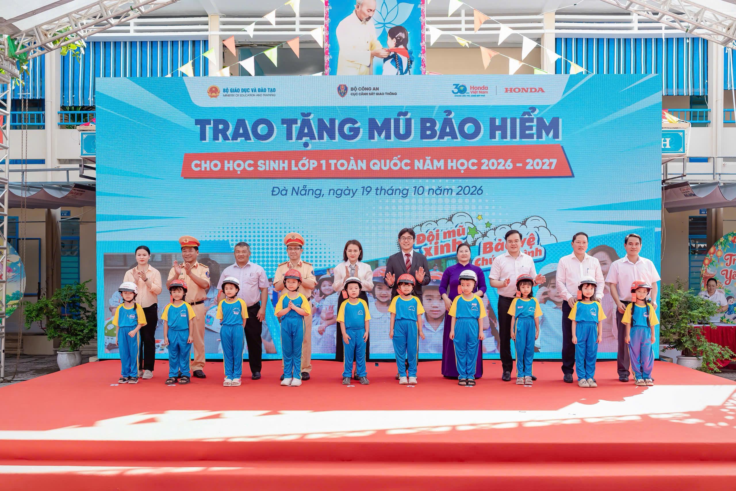 Honda Việt Nam phát động Chương trình Trao tặng mũ bảo hiểm cho học sinh lớp Một khu vực miền Trung năm học 2026 – 2027 - “Đội mũ xinh bảo vệ chúng mình”