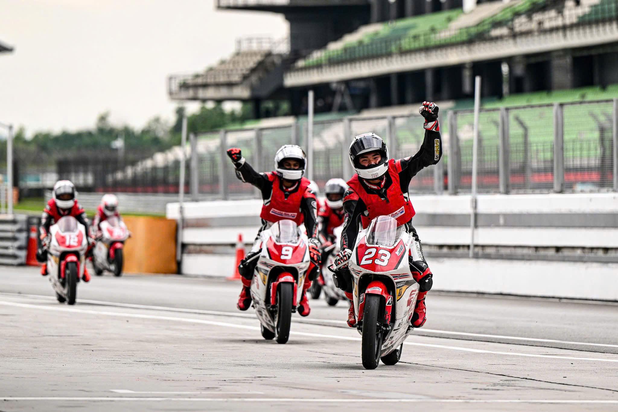 Hình ảnh chặng đua