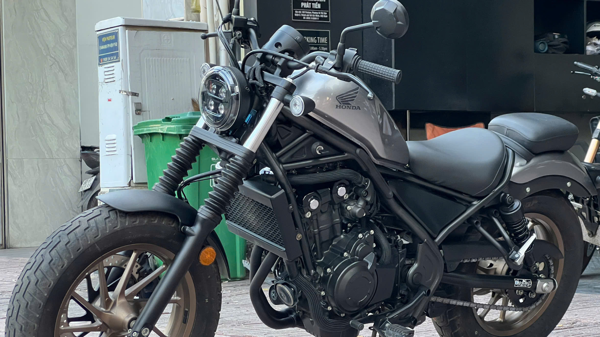 Honda Rebel 500 2024