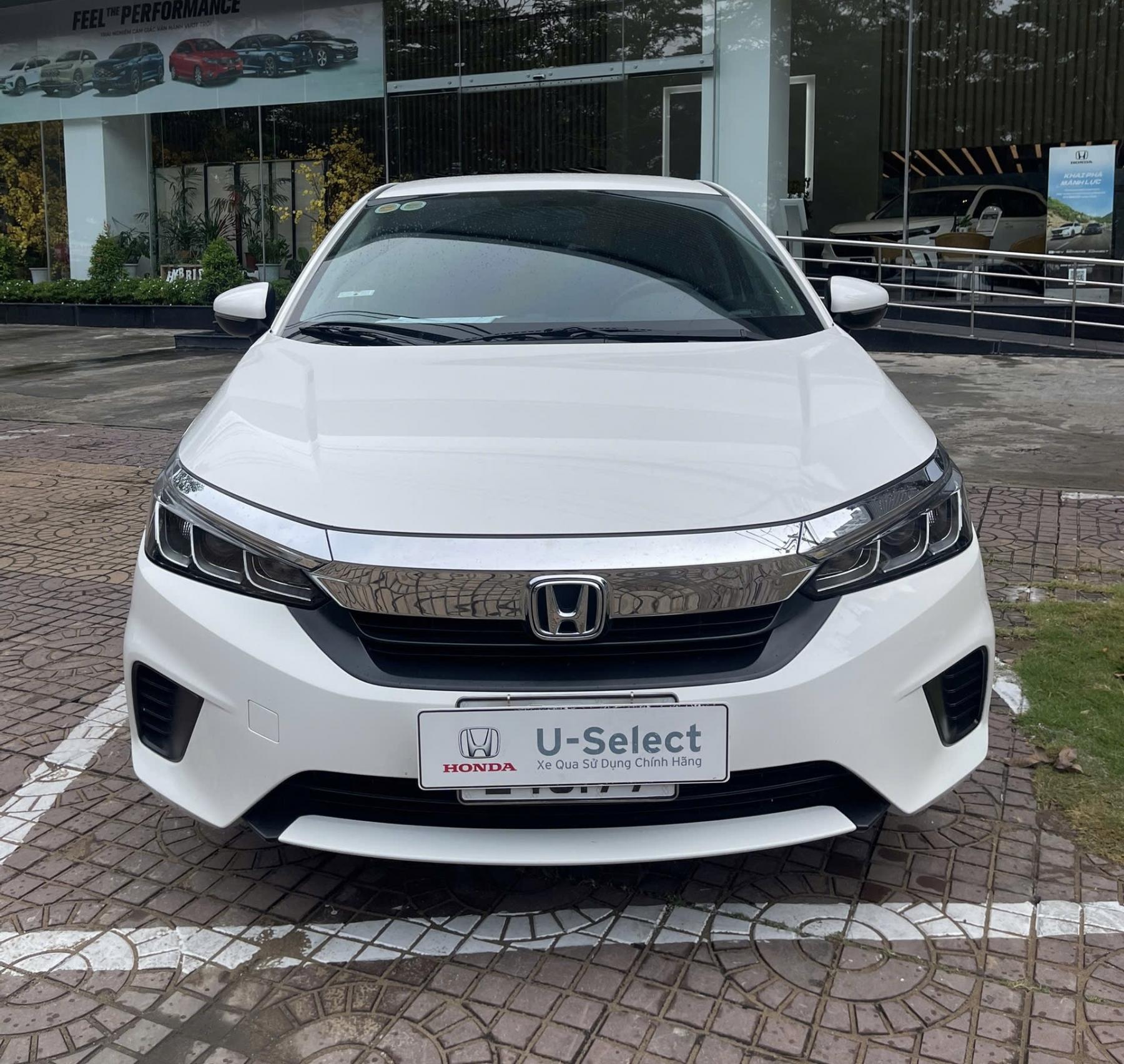 City L 2022 - Trắng